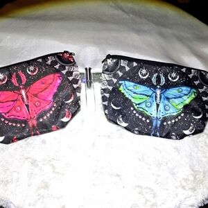 VIDEO/SATINY MAKEUP BAGS/LIGHTED TWEEZERS